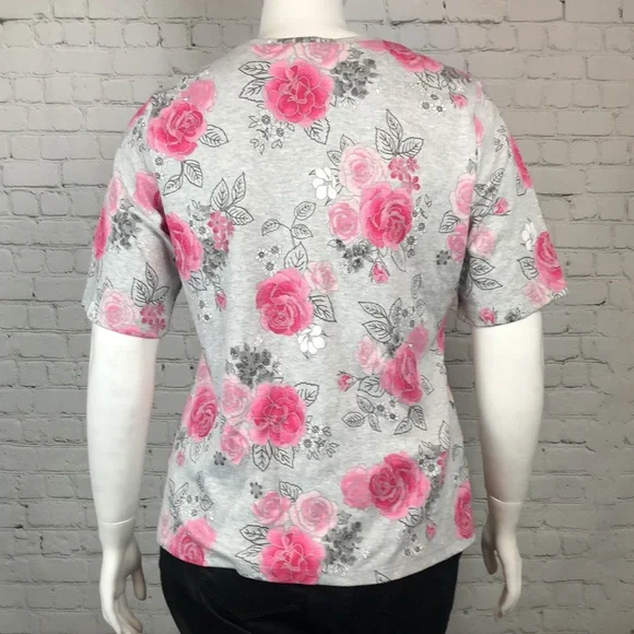 Gray & Pink Rose Print Graphic Tee Plus Size 0X - Picture 3 of 5